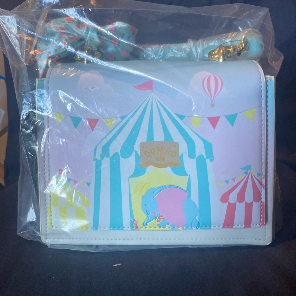 NWT dumbo circus tent loungefly Disney crossbody